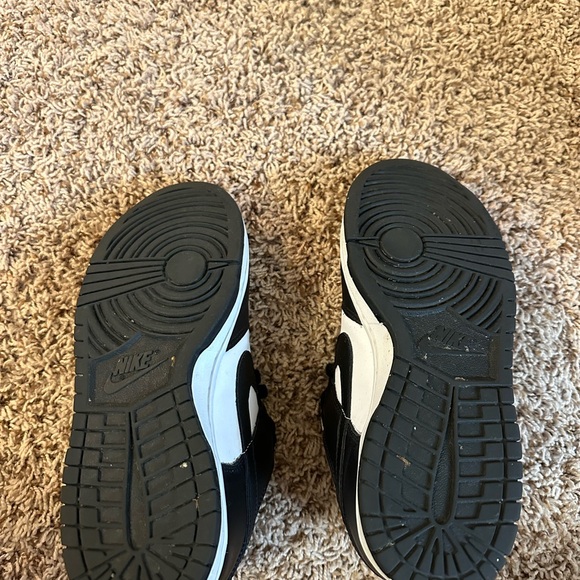 Nike Dunks Panda - Picture 5 of 9